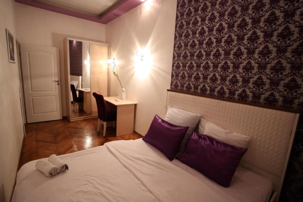 Romantic Apartments - Old Center Lviv Extérieur photo